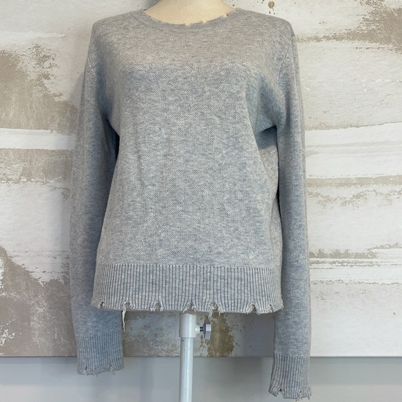 Grey Distressed Sweater by FATE - Picture 2 of 6